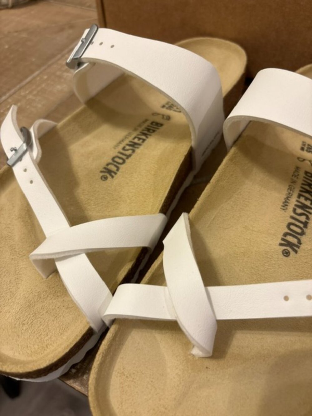 Birkenstock Mayari Birko-Flor Sandal Size: EU41/US10 Regular Fit - Picture 3 of 6